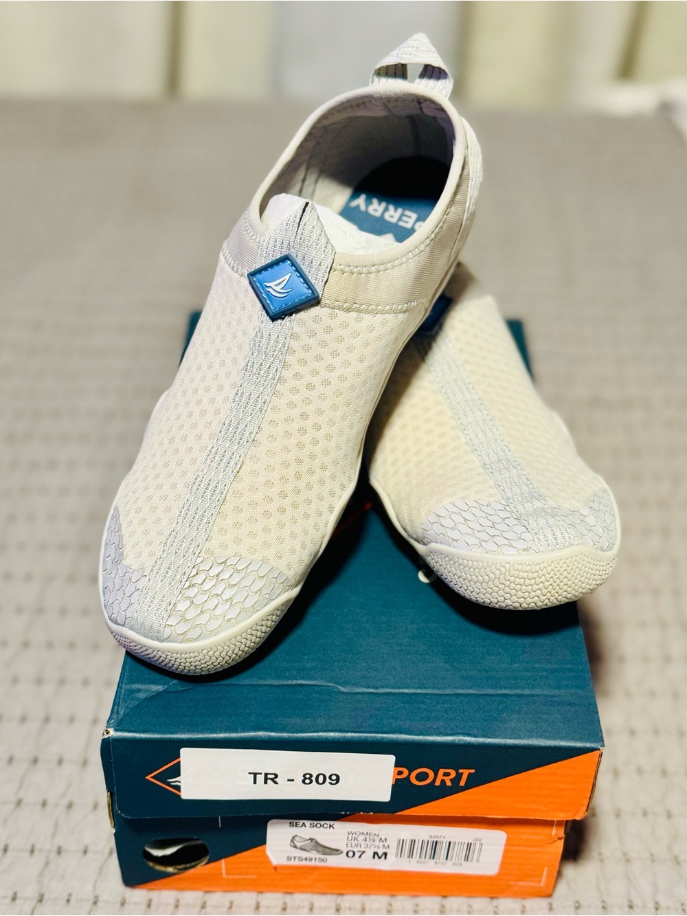 Sperry Beige Slip-On Sea Sock Water Shoes with Blue Logo